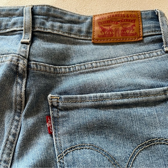 Levi's 721 Ripped High Rise Skinny Jeans W26 L30 - Picture 9 of 16